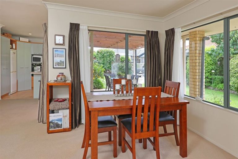 Photo of property in 4 Checkerberry Court, Henderson, Auckland, 0612