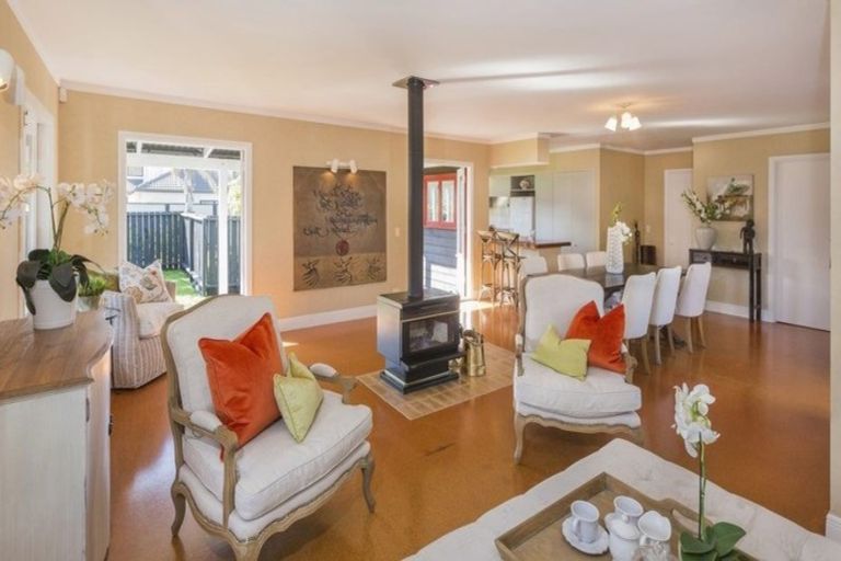 Photo of property in 1/53a Hattaway Avenue, Bucklands Beach, Auckland, 2012