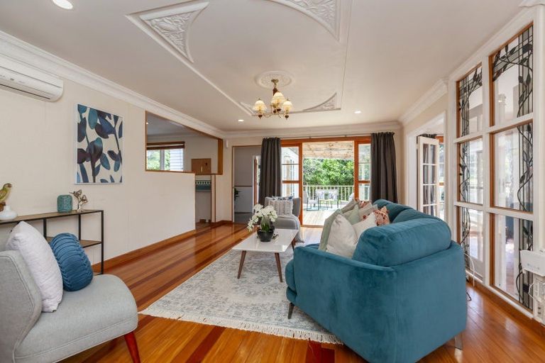 Photo of property in 81 Glen Road, Raumati South, Paraparaumu, 5032