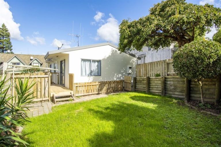 Photo of property in 12b Resolution Road, Welcome Bay, Tauranga, 3112