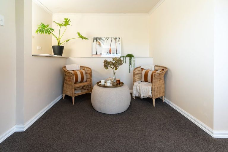 Photo of property in 58 Fairview Crescent, Kelburn, Wellington, 6012