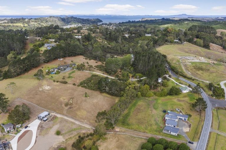 Photo of property in 388 Duck Creek Road, Stillwater, Silverdale, 0993