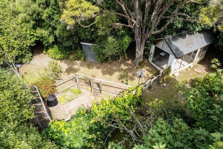 Photo of property in 24 Avian Road, Blue Mountains, Upper Hutt, 5371
