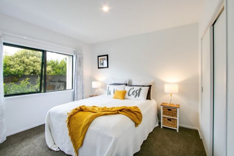 Photo of property in 71 Mcelwee Street, Jervoistown, Napier, 4112