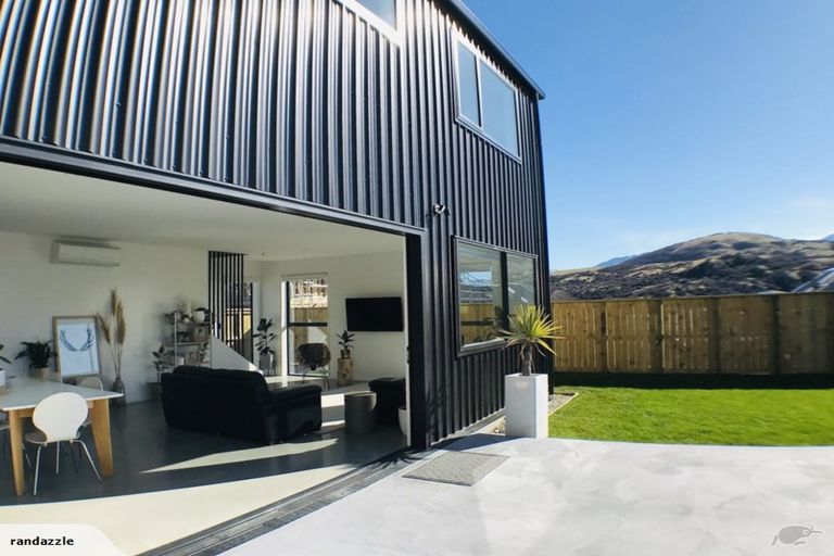Photo of property in 13 Maize Street, Jacks Point, Queenstown, 9371
