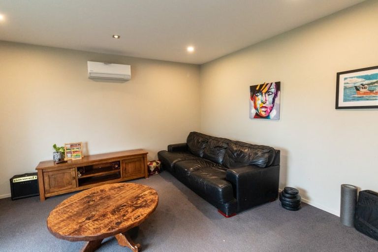 Photo of property in 1/18 Montgomery Avenue, Karori, Wellington, 6012