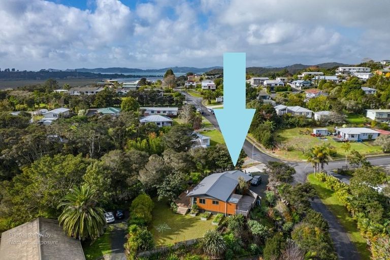 Photo of property in 99 Yorke Road, Haruru, 0204