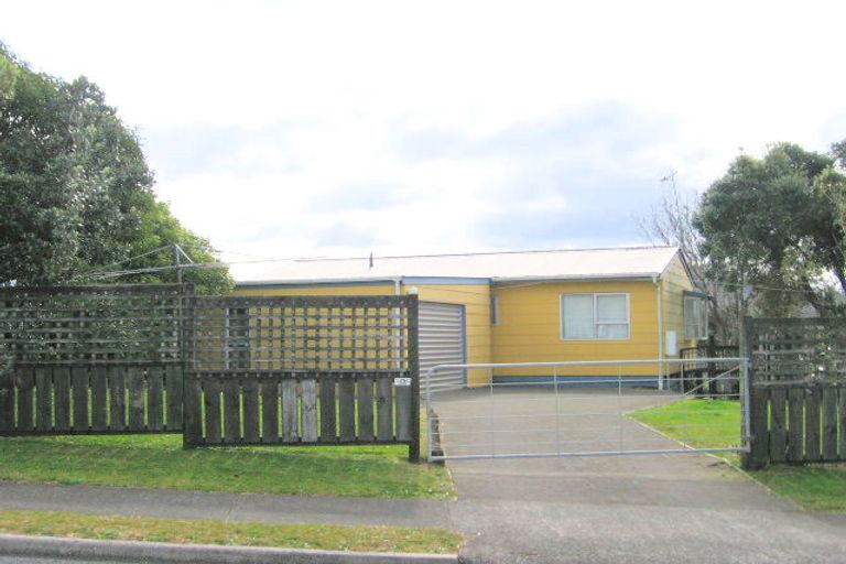 Photo of property in 406 Onemana Drive, Onemana, Whangamata, 3691