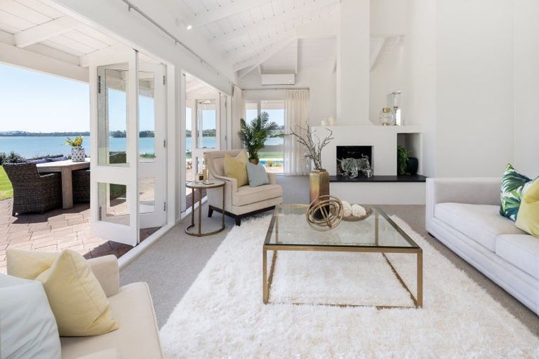 Photo of property in 339 Clifton Road, Whitford, Howick, 2571