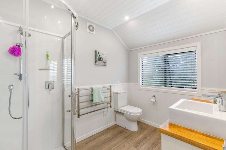 Photo of property in 117 Paremoremo Road, Lucas Heights, Auckland, 0632