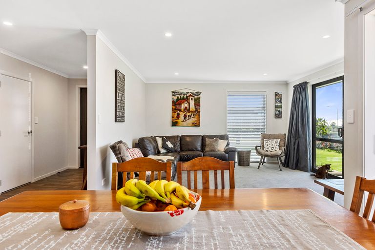 Photo of property in 28 Utopia Park Heights, Welcome Bay, Tauranga, 3112