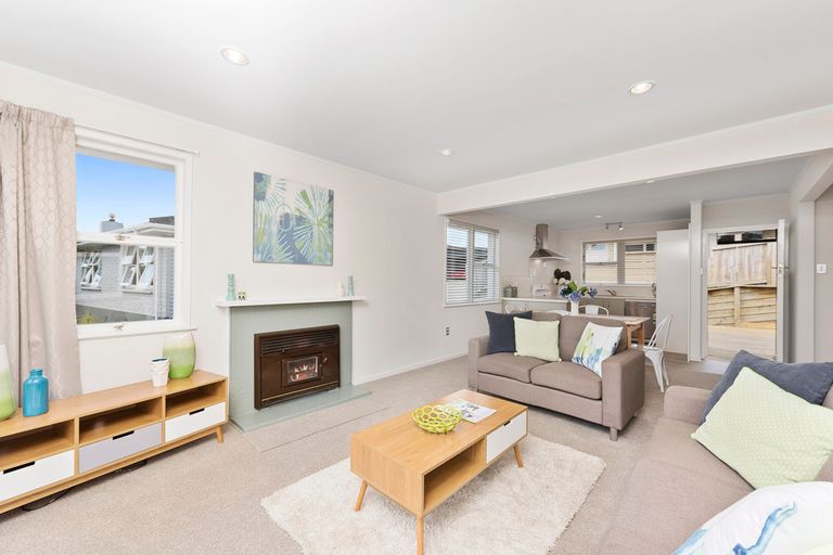 Photo of property in 24a Lynwood Place, Brookfield, Tauranga, 3110