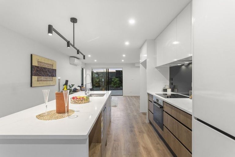 Photo of property in 40a Nikau Street, New Lynn, Auckland, 0600