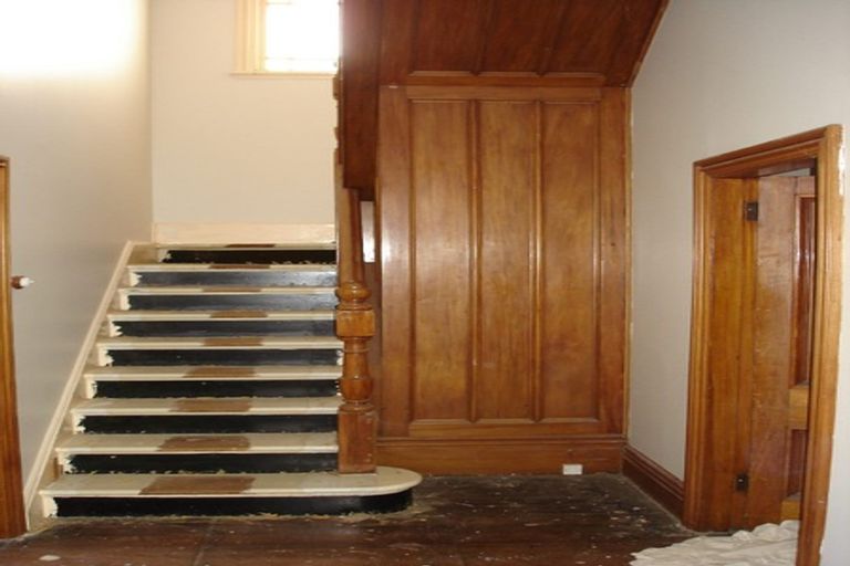 Photo of property in 22 Kenwyn Terrace, Newtown, Wellington, 6021