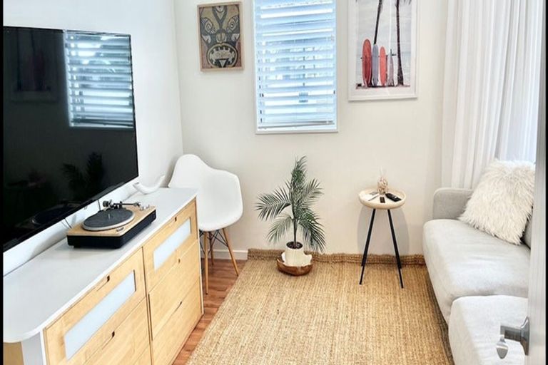 Photo of property in 66 Regency Park Drive, Gulf Harbour, Whangaparaoa, 0930