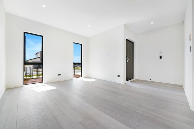 Photo of property in 43 Ta Moko Drive, Gulf Harbour, Whangaparaoa, 0930