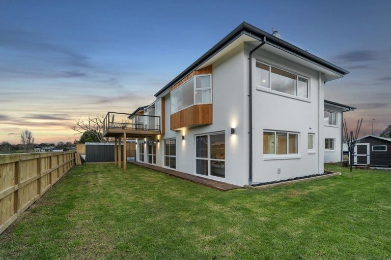 Photo of property in 61 Links View Drive, Omokoroa, 3114