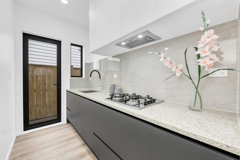 Photo of property in 8 Repehina Road, Flat Bush, Auckland, 2019