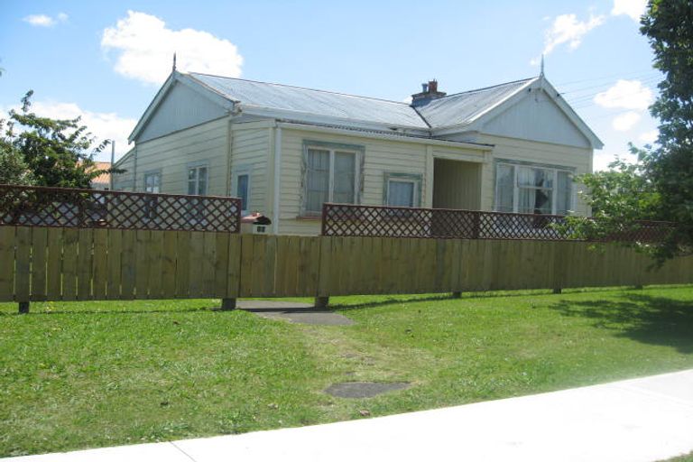 Photo of property in 15 Roberts Avenue, Aramoho, Whanganui, 4500