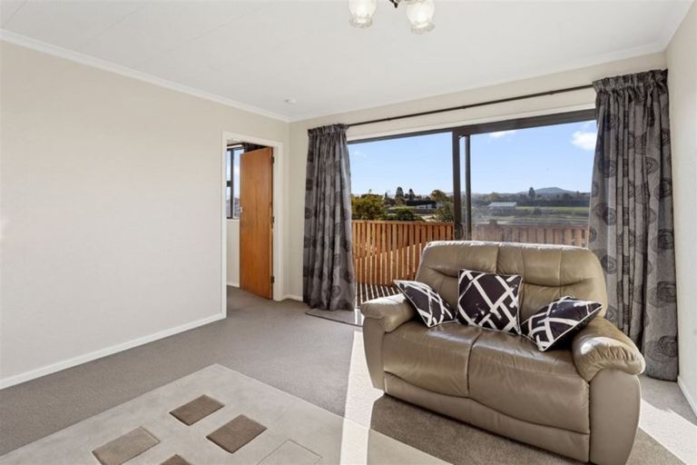 Photo of property in 122 Kippenberger Avenue, Rangiora, 7400