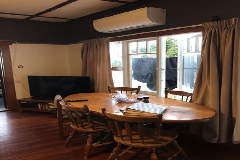 Photo of property in 8 Seaview Terrace, Bluff Hill, Napier, 4110