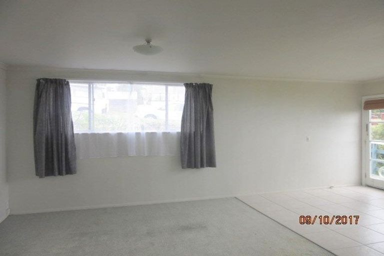 Photo of property in 109 Dowse Drive, Maungaraki, Lower Hutt, 5010