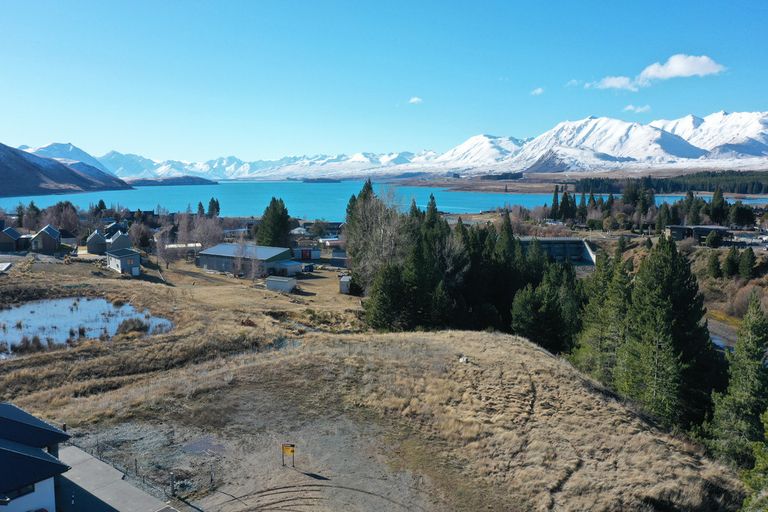 Photo of property in 25 Edwards Lane, Lake Tekapo, 7999