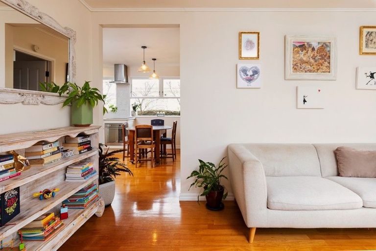 Photo of property in 1/28 Kea Place, Mangere Bridge, Auckland, 2022