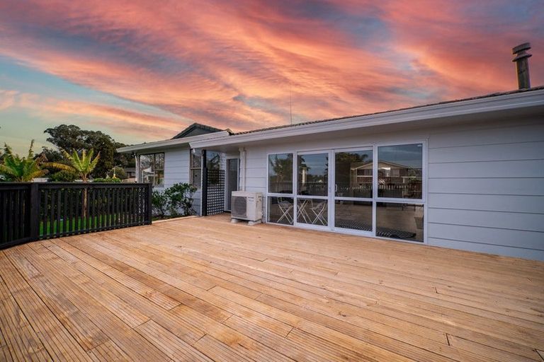 Photo of property in 40 Mckinstry Avenue, Mangere East, Auckland, 2024