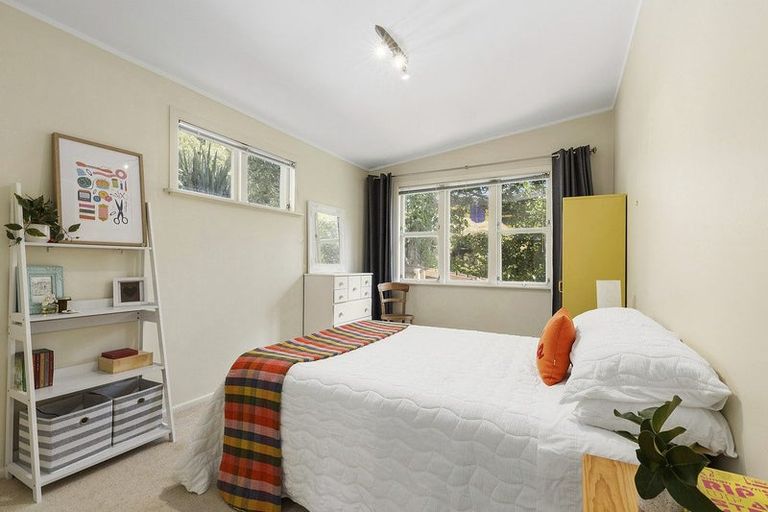 Photo of property in 69 Awarua Street, Ngaio, Wellington, 6035