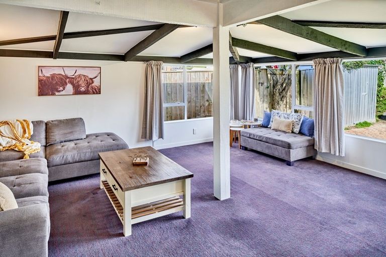 Photo of property in 74 Cypress Drive, Maungaraki, Lower Hutt, 5010