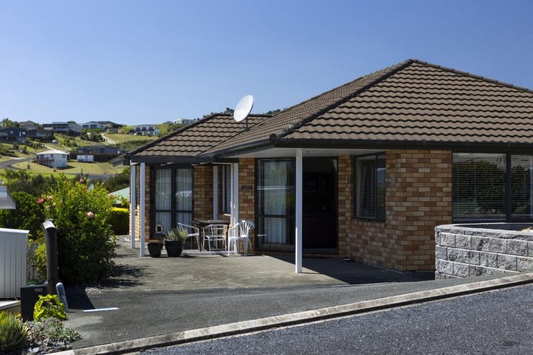 Photo of property in 4 Protea Drive, Cable Bay, 0420