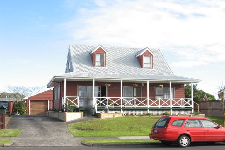 Photo of property in 164 Carnoustie Drive, Wattle Downs, Auckland, 2103