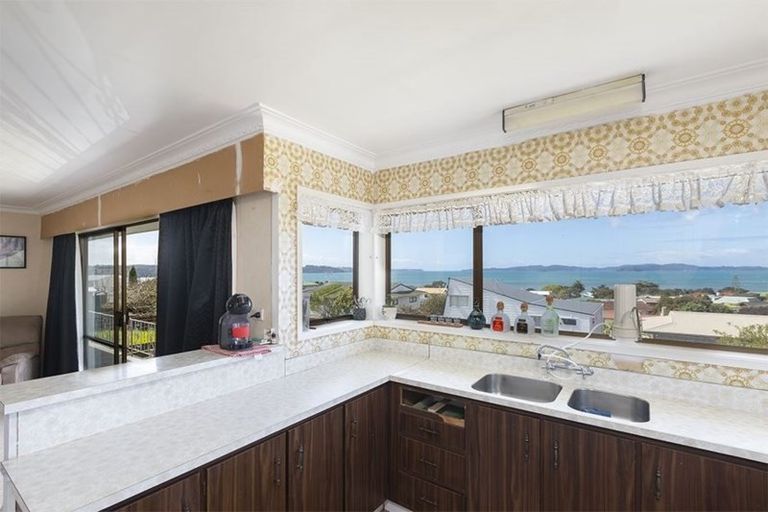 Photo of property in 17 Tara Place, Snells Beach, 0920
