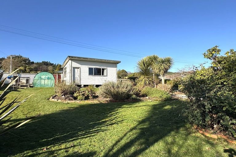 Photo of property in 31 Poole Street, Kaitangata, 9210