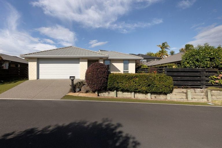 Photo of property in 7 Vista Close, Omokoroa, 3114