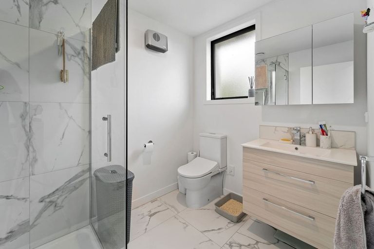 Photo of property in 9/102 Millbrook Road, Sunnyvale, Auckland, 0612