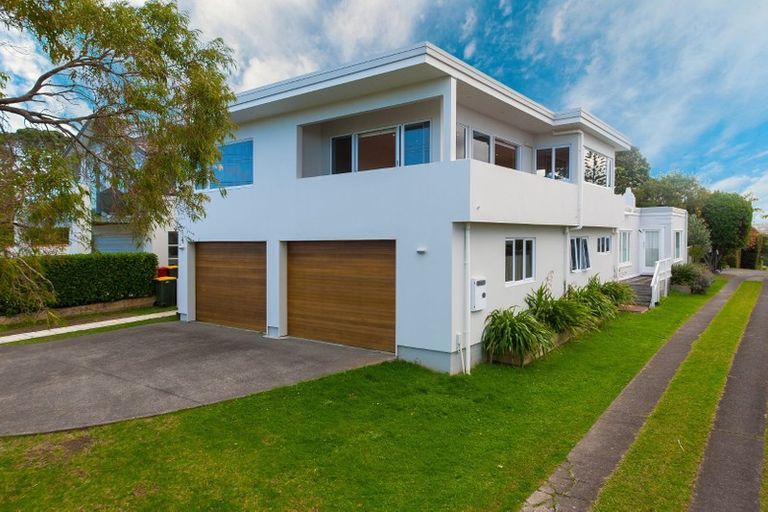 Photo of property in 150 Aberdeen Road, Campbells Bay, Auckland, 0620