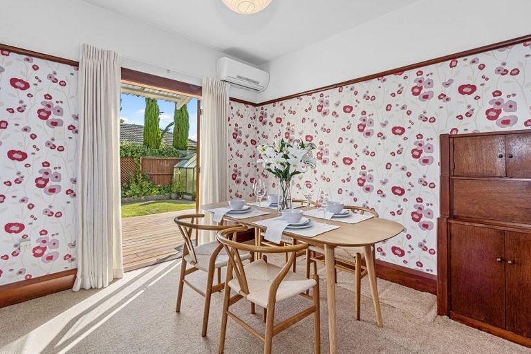 Photo of property in 26 Ngaio Street, Saint Martins, Christchurch, 8022