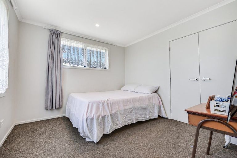 Photo of property in 35 Cabourne Drive, Glenview, Hamilton, 3206