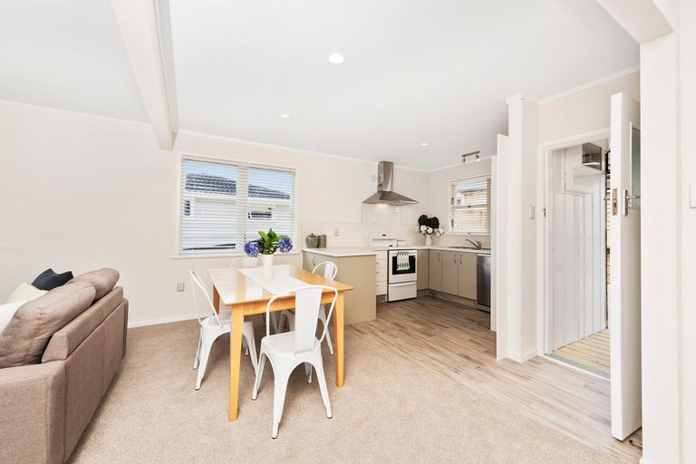 Photo of property in 24a Lynwood Place, Brookfield, Tauranga, 3110