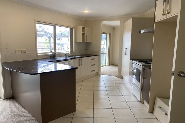 Photo of property in 129 Stancombe Road, Flat Bush, Auckland, 2016