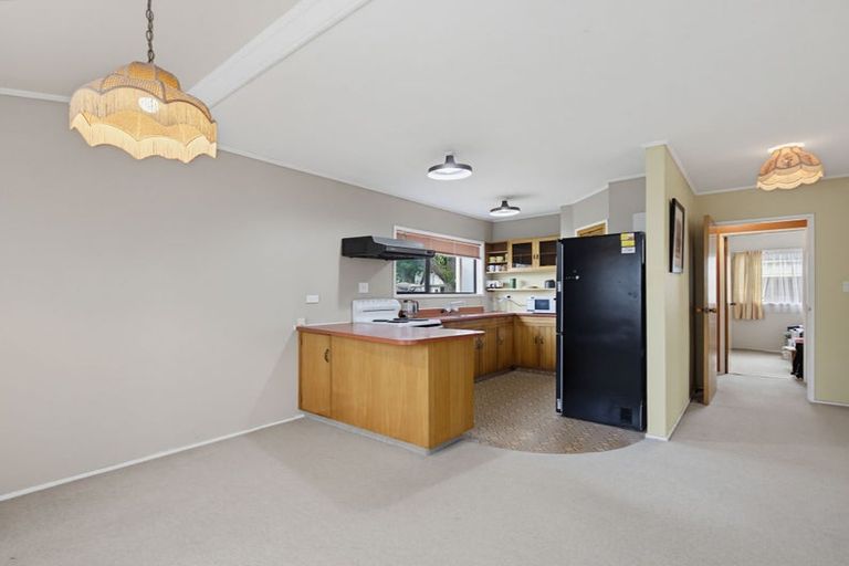 Photo of property in 14 Riverside Drive, Waiuku, 2123