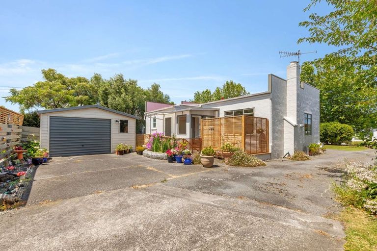 Photo of property in 18 Parkes Avenue, Saint Johns Hill, Whanganui, 4501