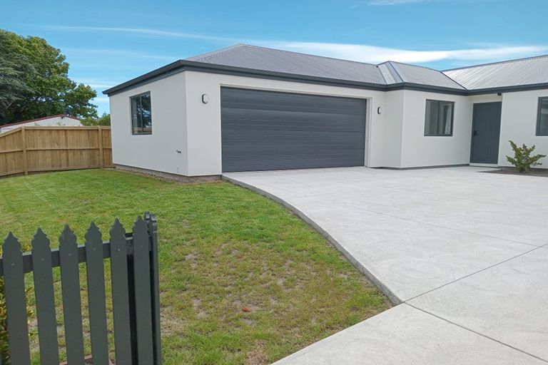 Photo of property in 1/205 Wainoni Road, Avondale, Christchurch, 8061