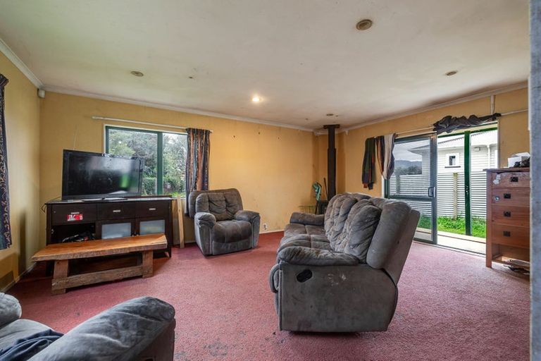 Photo of property in 39 Mclean Street, Woodville, 4920