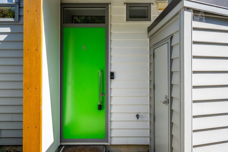 Photo of property in 5/7 Handyside Street, Tawa, Wellington, 5028