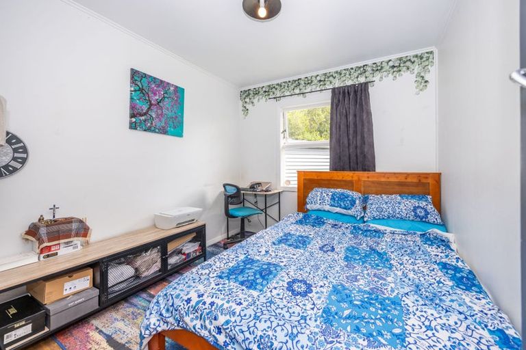 Photo of property in 15 Matthews Crescent, Melville, Hamilton, 3206