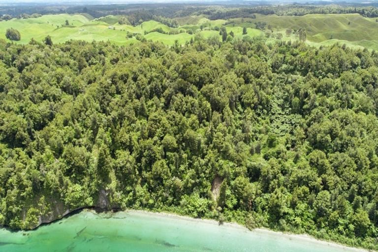 Photo of property in 21a Hamilton Road, Lake Rotoma, Rotorua, 3074