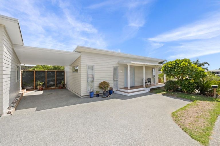 Photo of property in 13 Nautical Heights, Mangawhai Heads, Mangawhai, 0505